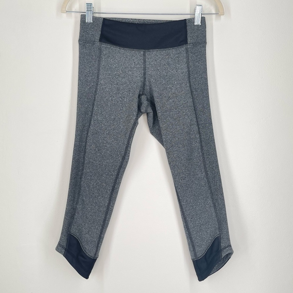Lululemon Cropped Leggings Gray Black Women’s Size 4